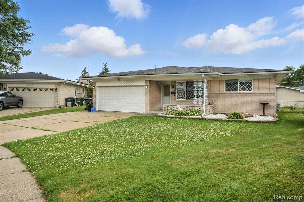 Sterling Heights, MI 48310,3538 Cero Drive