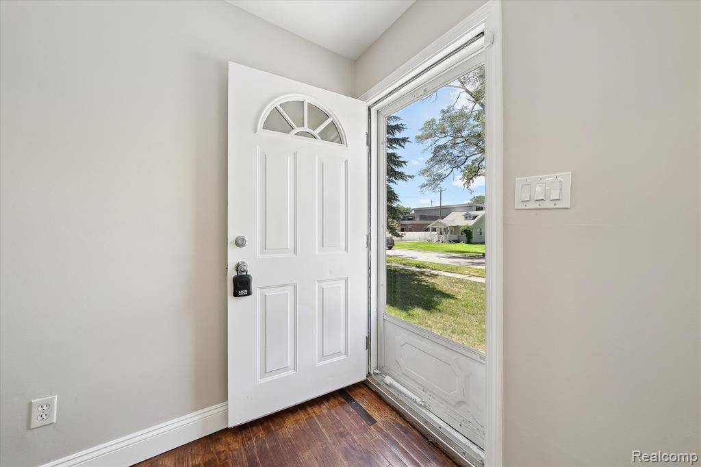 Redford Twp, MI 48240,18446 Glenmore