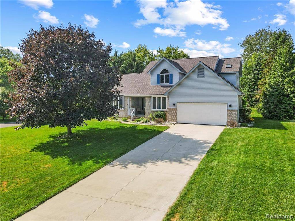 Oxford Twp, MI 48371,668 Eider Way