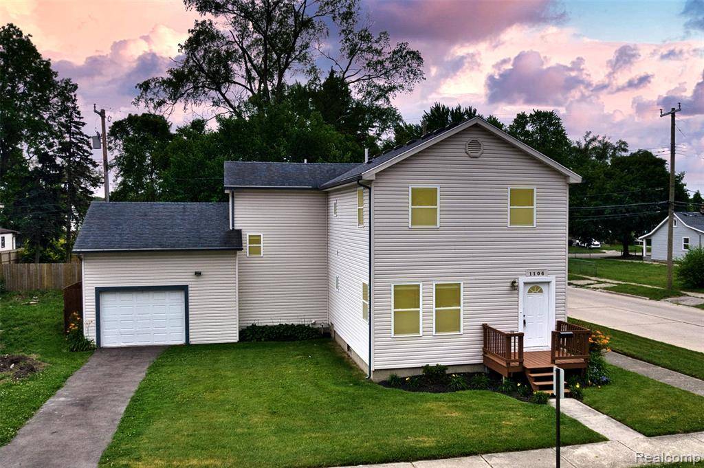 Hazel Park, MI 48030,1106 E Hayes Avenue