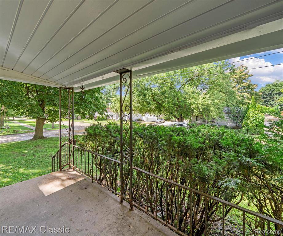 Redford Twp, MI 48239,24255 Puritan