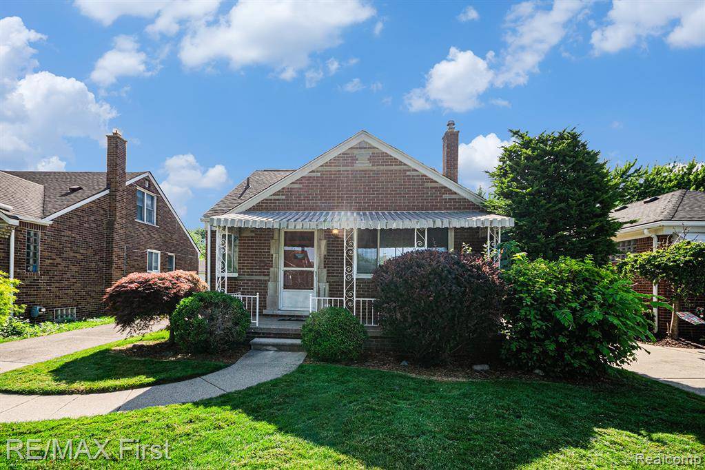 Eastpointe, MI 48021,23015 Courtland Avenue