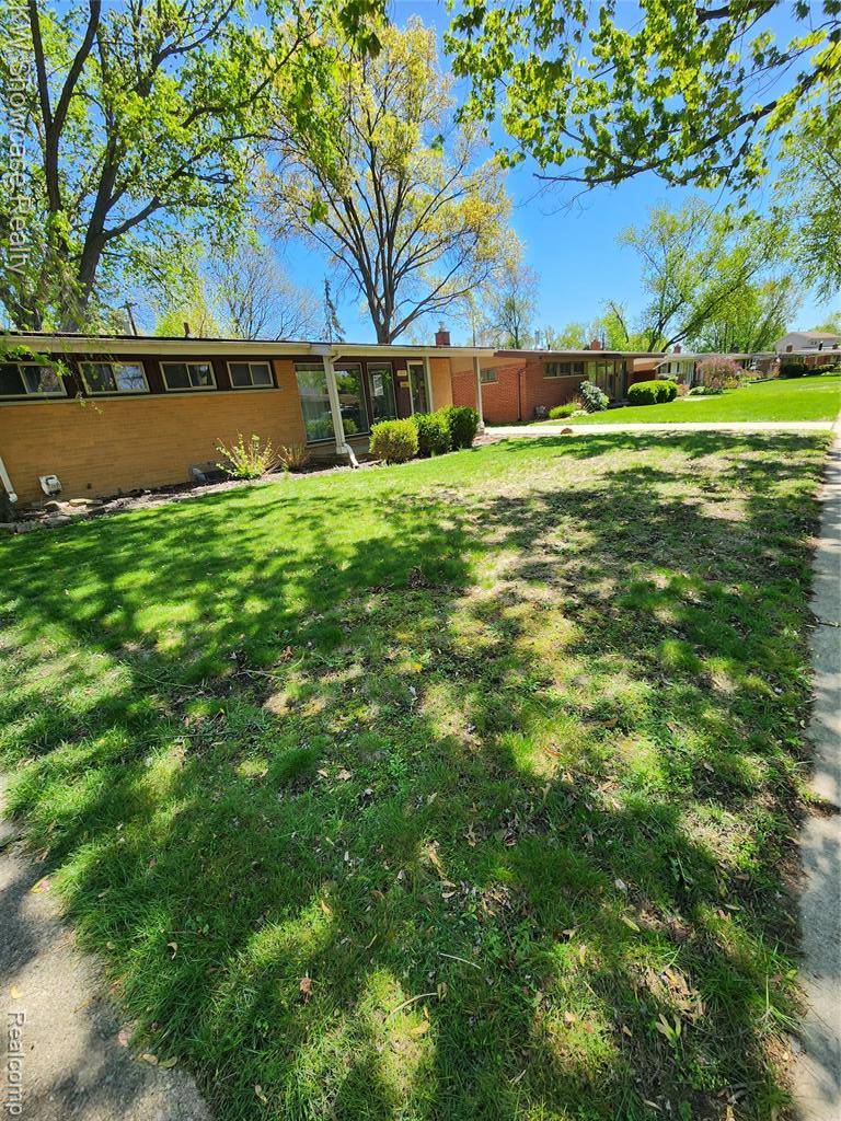 Livonia, MI 48150,9248 IDAHO Street