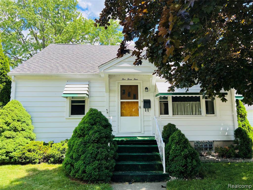 Marine City, MI 48039,534 N Mary Street