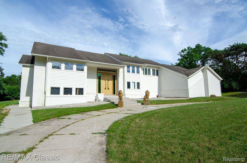 West Bloomfield Twp, MI 48322,3865 STONECREST Road