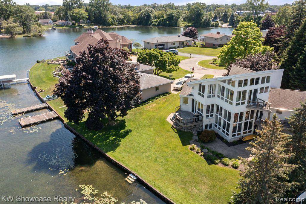 Waterford Twp, MI 48328,4614 CLAUDIA Drive