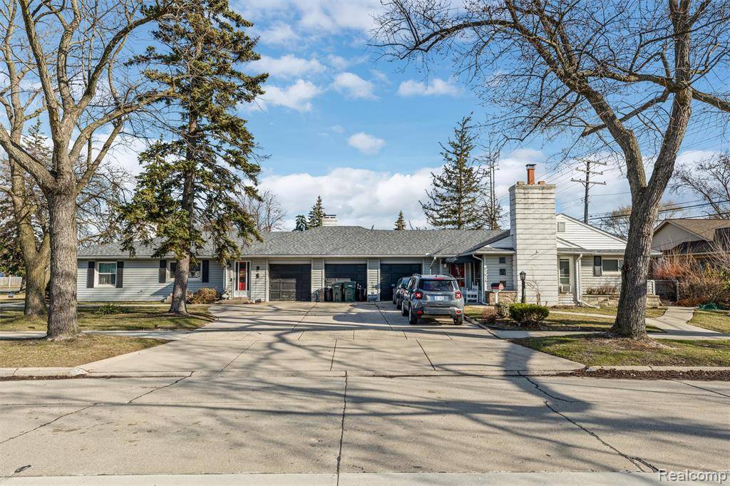 St. Clair Shores, MI 48082,30260 HARPER Avenue