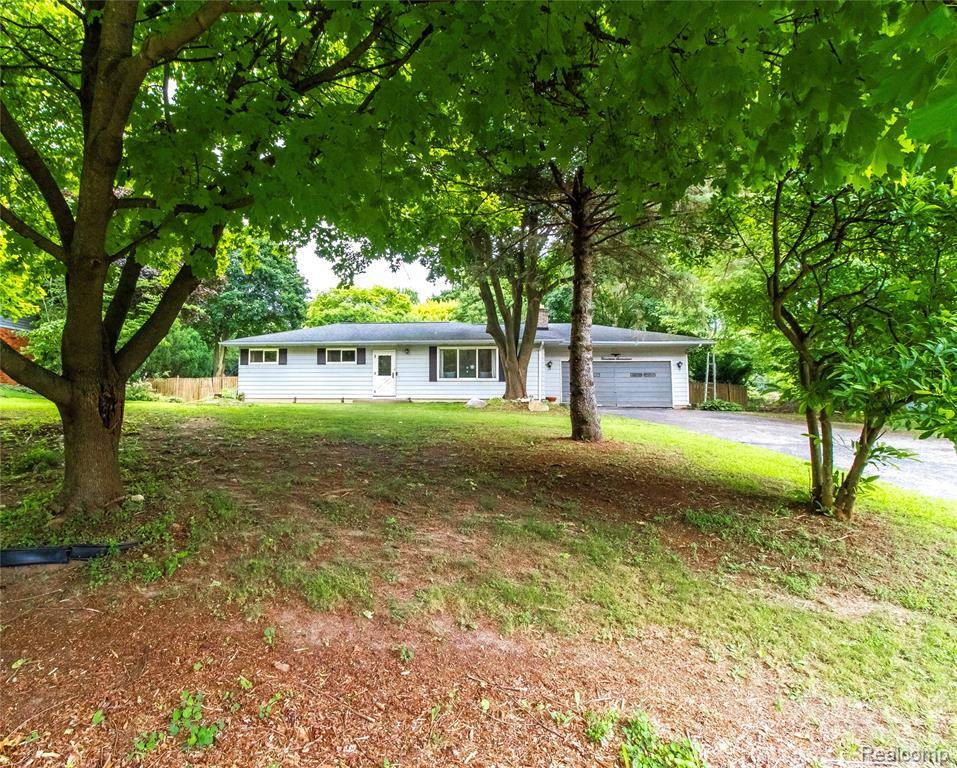 Oakland Twp, MI 48363,1917 Lochinvar Boulevard