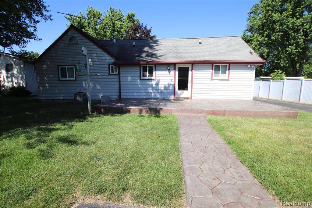 Waterford Twp, MI 48327,451 S Hospital Road