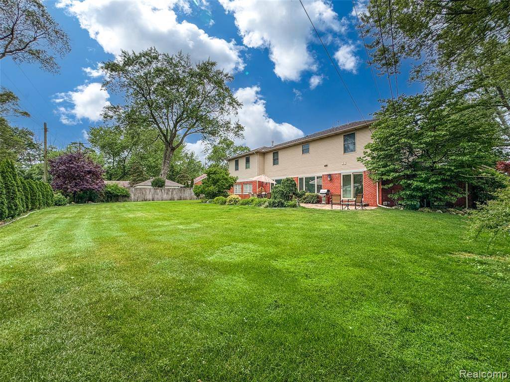 Royal Oak, MI 48073,1304 Midland Boulevard