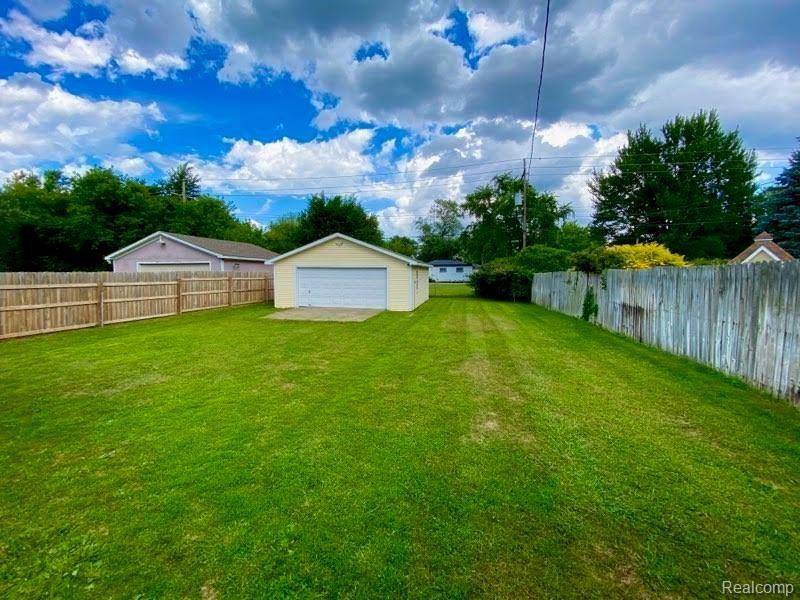 Independence Twp, MI 48346,5250 Drayton Road