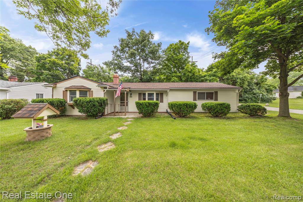 West Bloomfield Twp, MI 48323,7241 Richardson Road