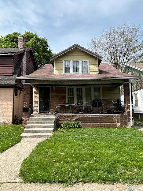 Detroit, MI 48213,5917 Eastlawn Street