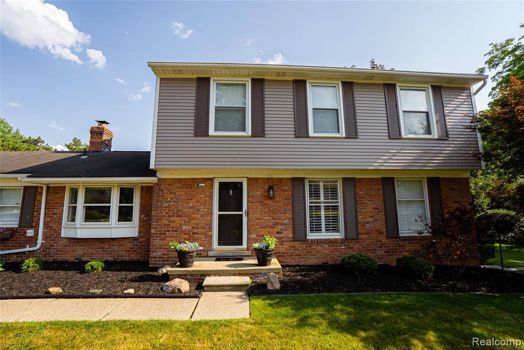 Northville, MI 48168,42331 Beacontree Court