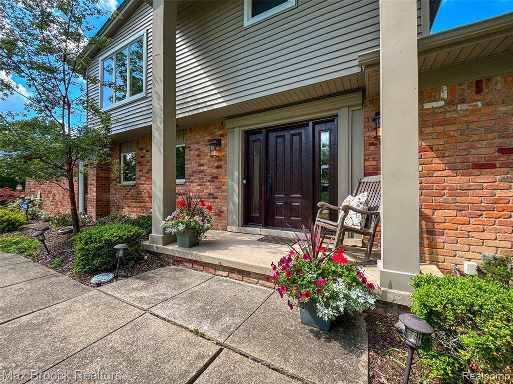 West Bloomfield Twp, MI 48322,6907 W Knollwood Circle