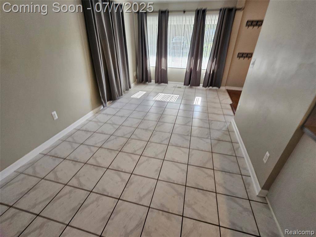 Shelby Twp, MI 48316,53120 Odilon Avenue