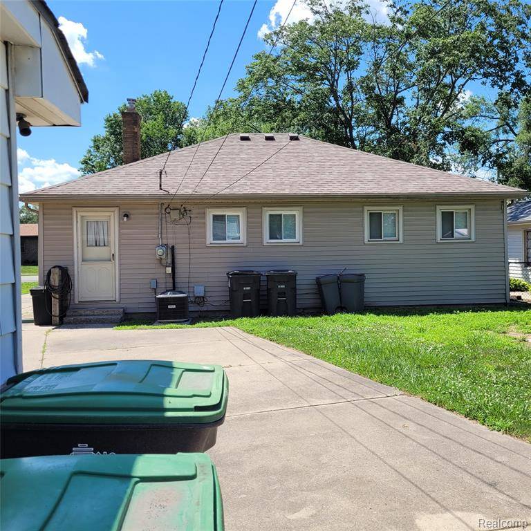 Taylor, MI 48180,5863 Westpoint Street