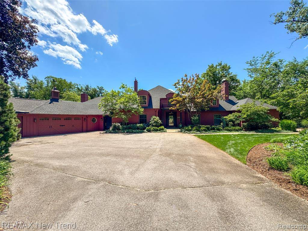 Franklin Vlg, MI 48025,25733 River Drive
