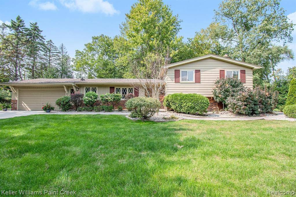 West Bloomfield Twp, MI 48322,7374 WOODRIDGE Road