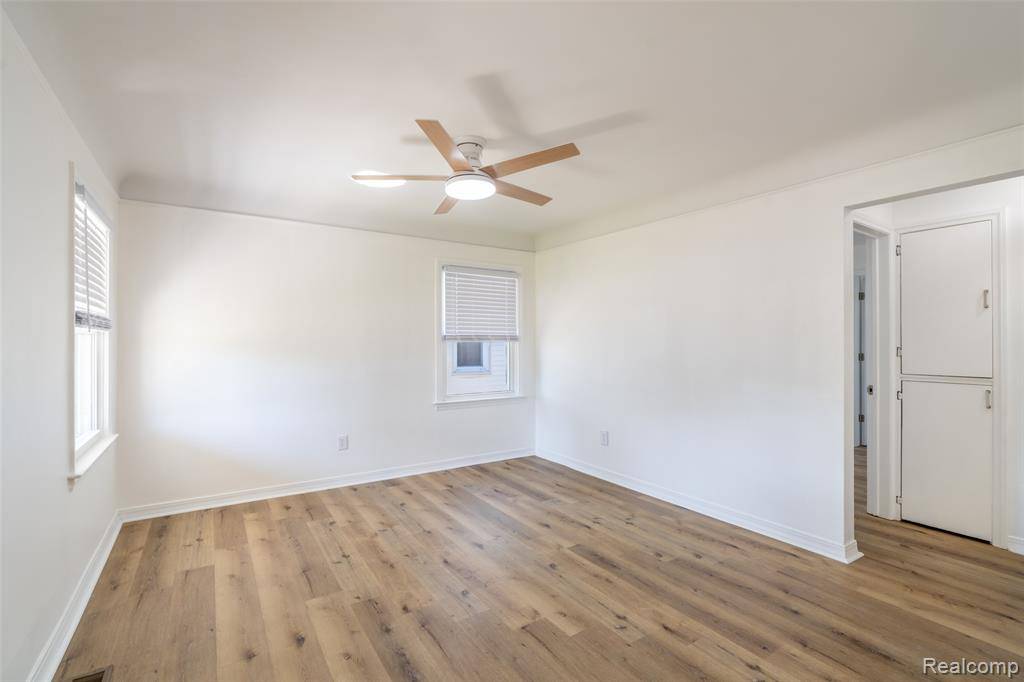 Eastpointe, MI 48021,23812 Lexington Avenue