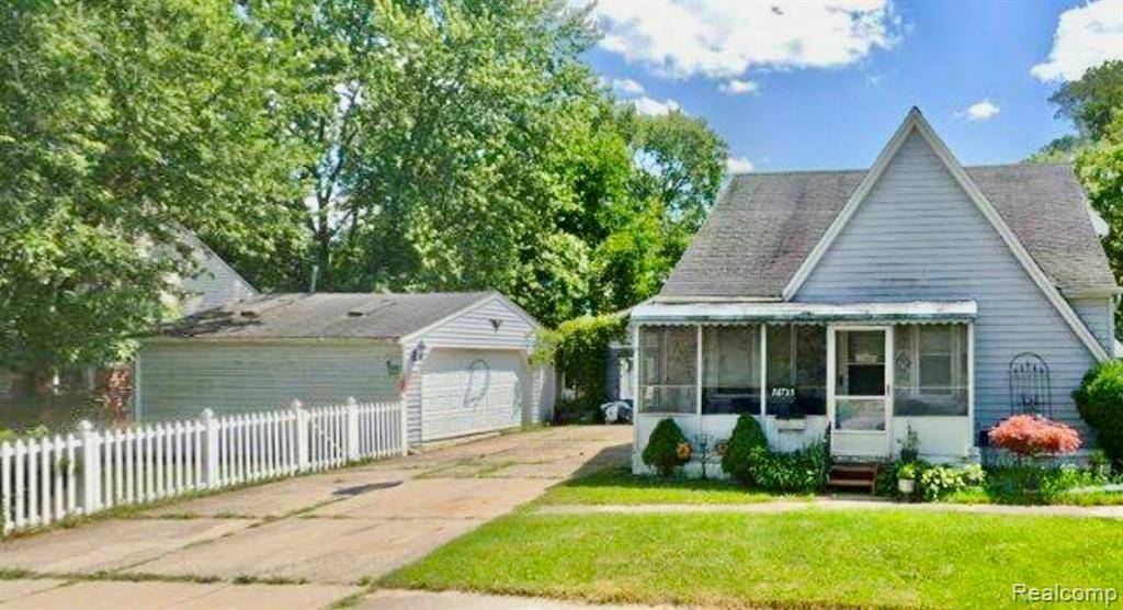 Dearborn Heights, MI 48125,26735 Annapolis Street