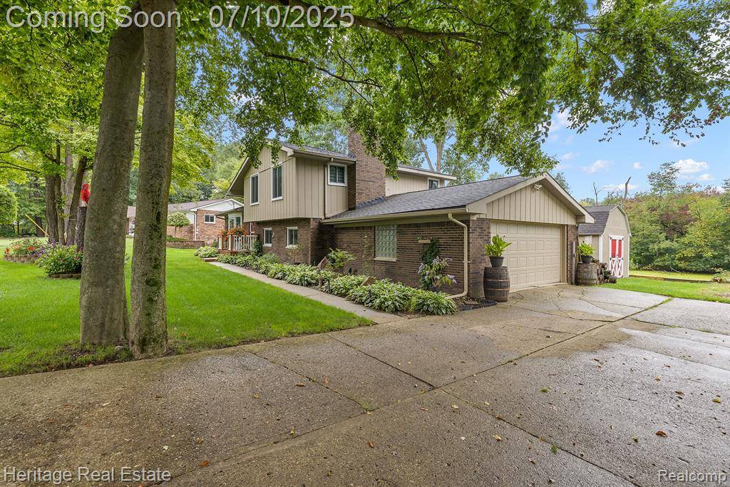 Independence Twp, MI 48346,5021 PAULA Avenue