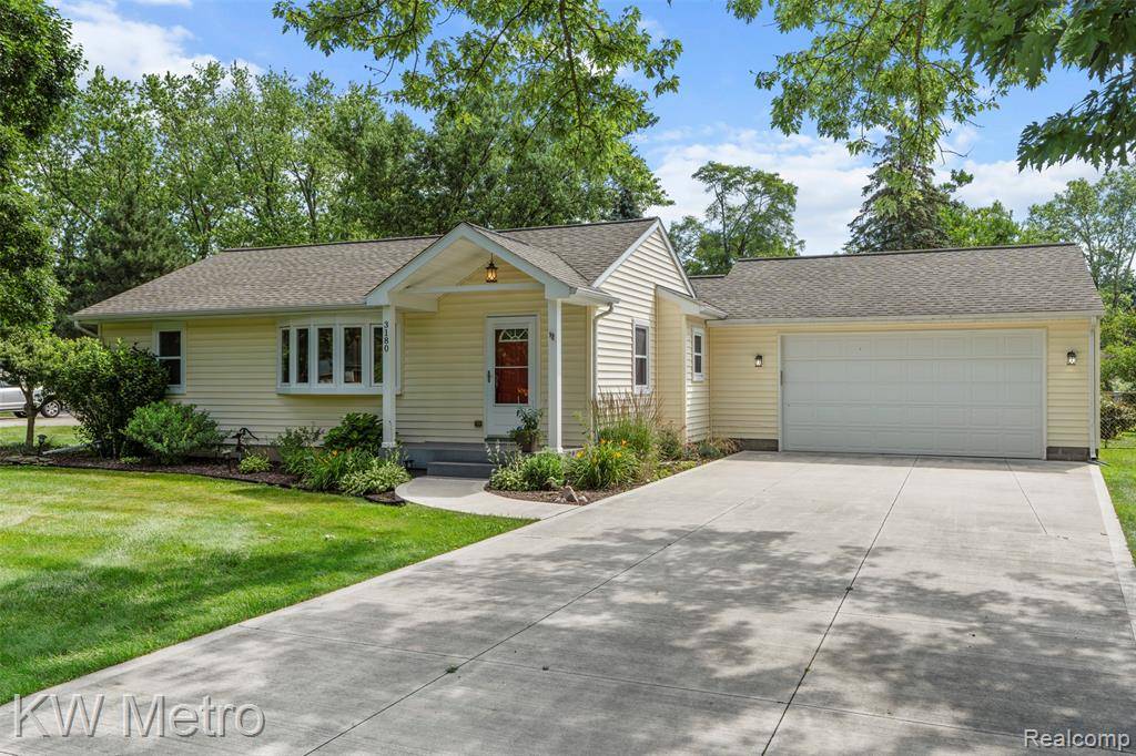 Waterford Twp, MI 48329,3180 Warringham Avenue