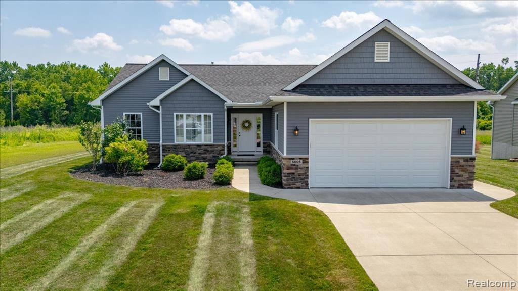 Grand Blanc, MI 48439,5606 Chatham Lane