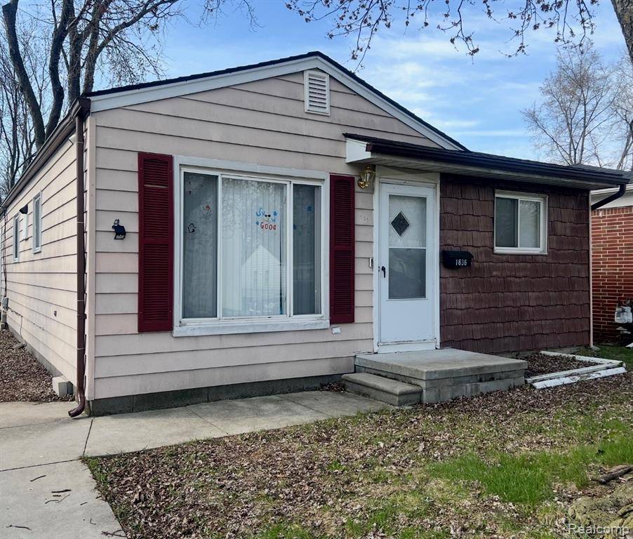 Hazel Park, MI 48030,1836 E Milton Avenue