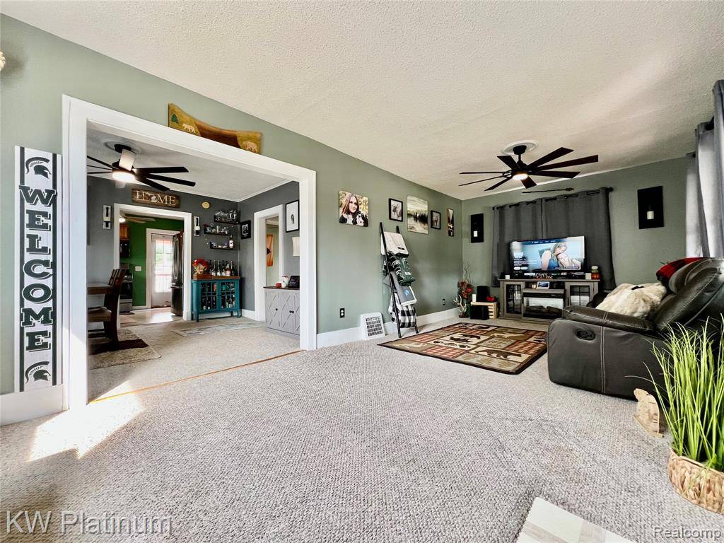 Port Huron, MI 48060,1427 Chestnut Street