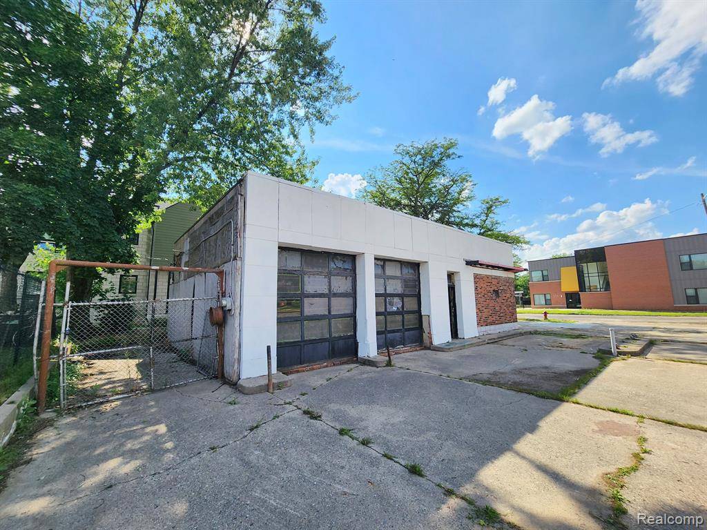 Detroit, MI 48202,8041 John R Street