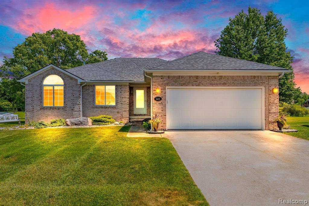 Grand Blanc, MI 48439,8419 Forest Glen Drive