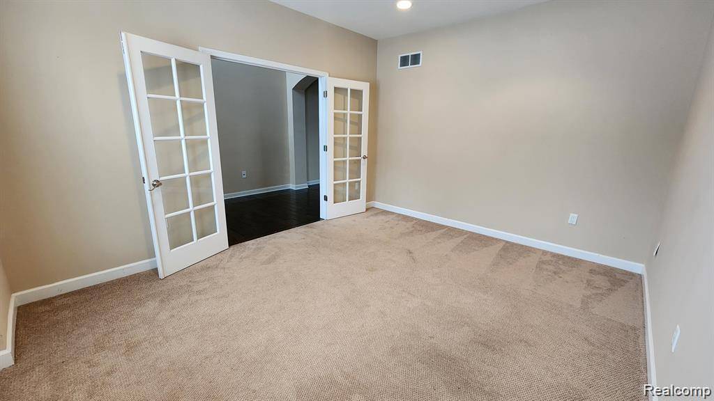 Lake Orion Vlg, MI 48359,4872 W Stonegate Circle