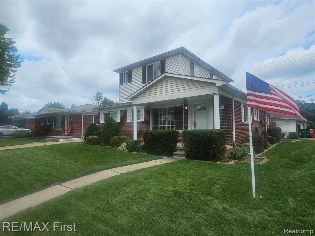 Eastpointe, MI 48021,24504 Marine Street