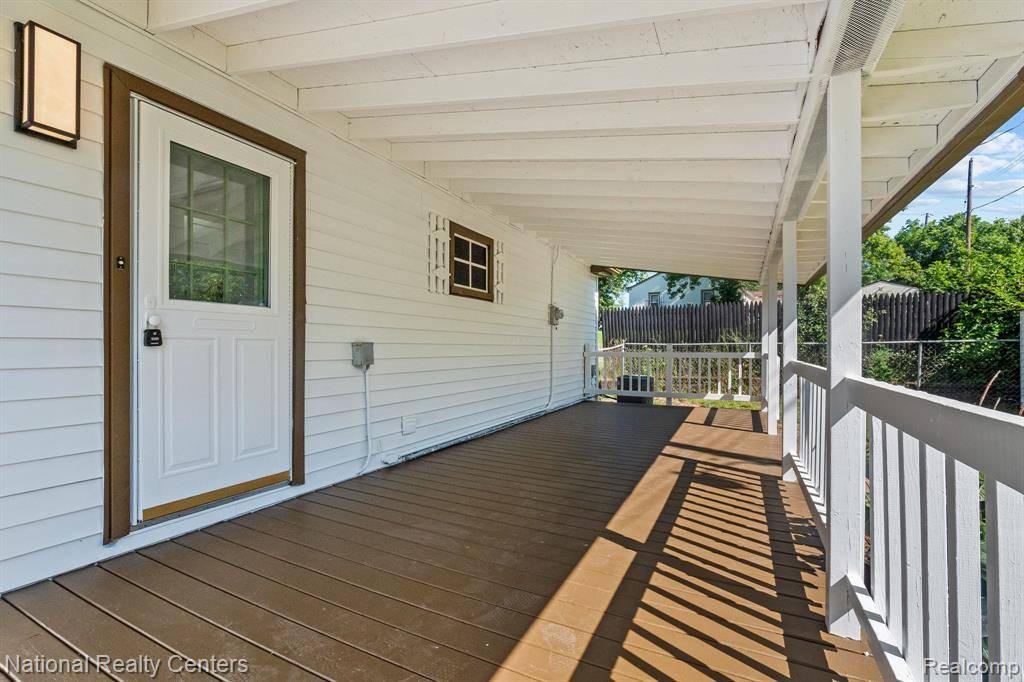Waterford Twp, MI 48327,1089 Tecumseh Avenue