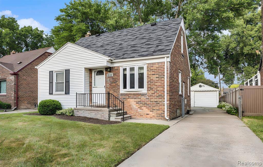 Royal Oak, MI 48073,2922 N Alexander Avenue