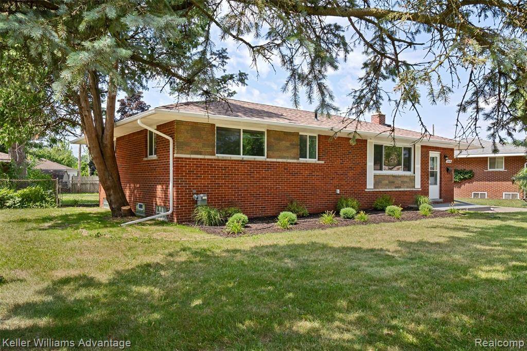 Sterling Heights, MI 48314,44249 Donley Drive