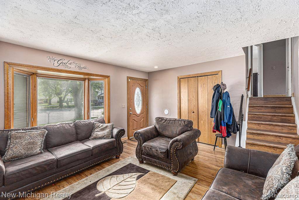 Clinton Twp, MI 48038,41173 Cimarron Street