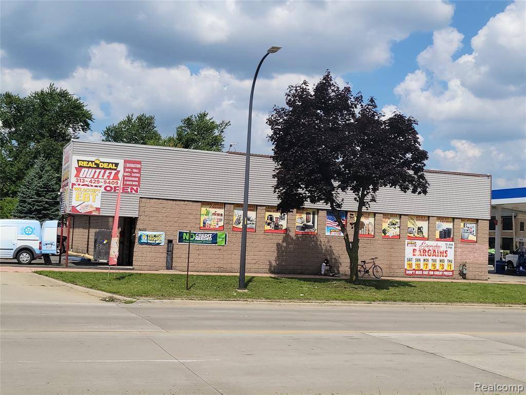 Dearborn Heights, MI 48125,4650 S Beech Daly Street