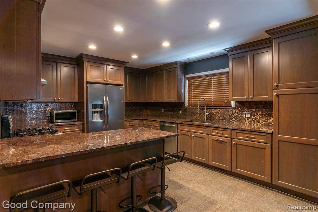 Clawson, MI 48017,1432 N Custer Avenue