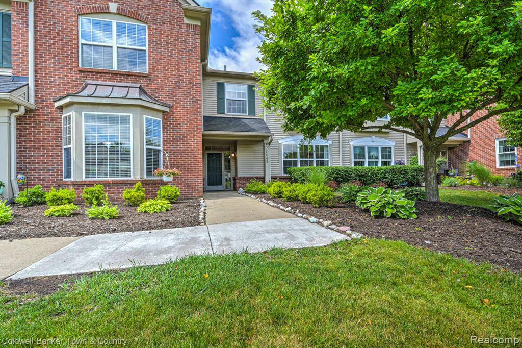 Howell, MI 48843,4449 Aster Boulevard