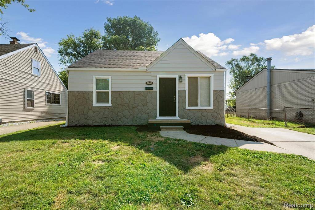 Inkster, MI 48141,2245 Spring Hill Avenue