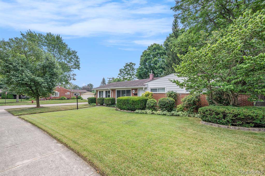 Livonia, MI 48152,18751 Norwich Road