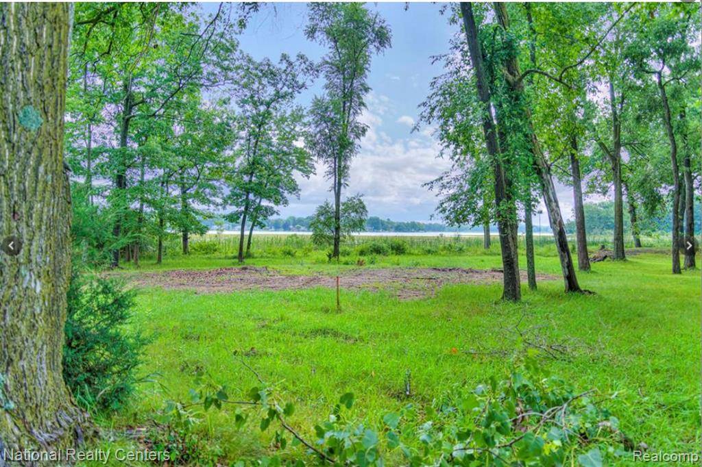 Leoni Twp, MI 49254,Lot 10 Oakpointe Drive