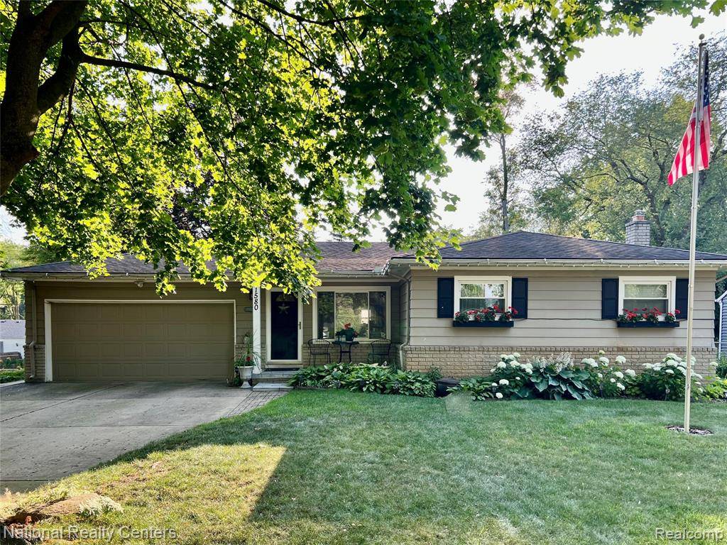 West Bloomfield Twp, MI 48324,1580 Marylestone Drive