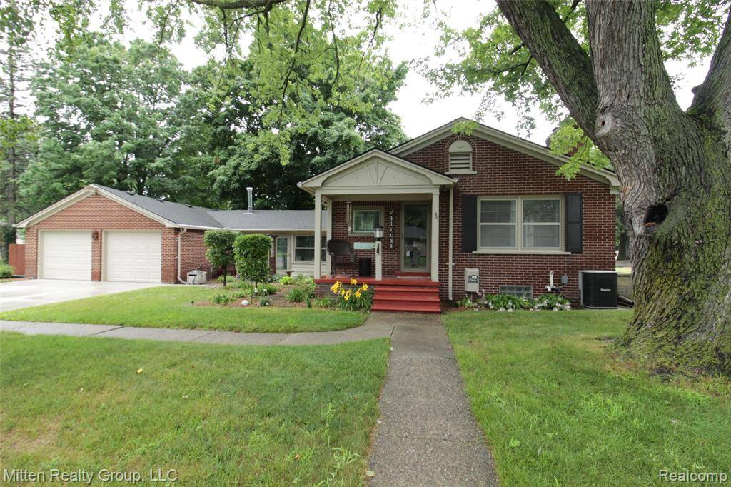 Plymouth, MI 48170,41079 E Ann Arbor Trail