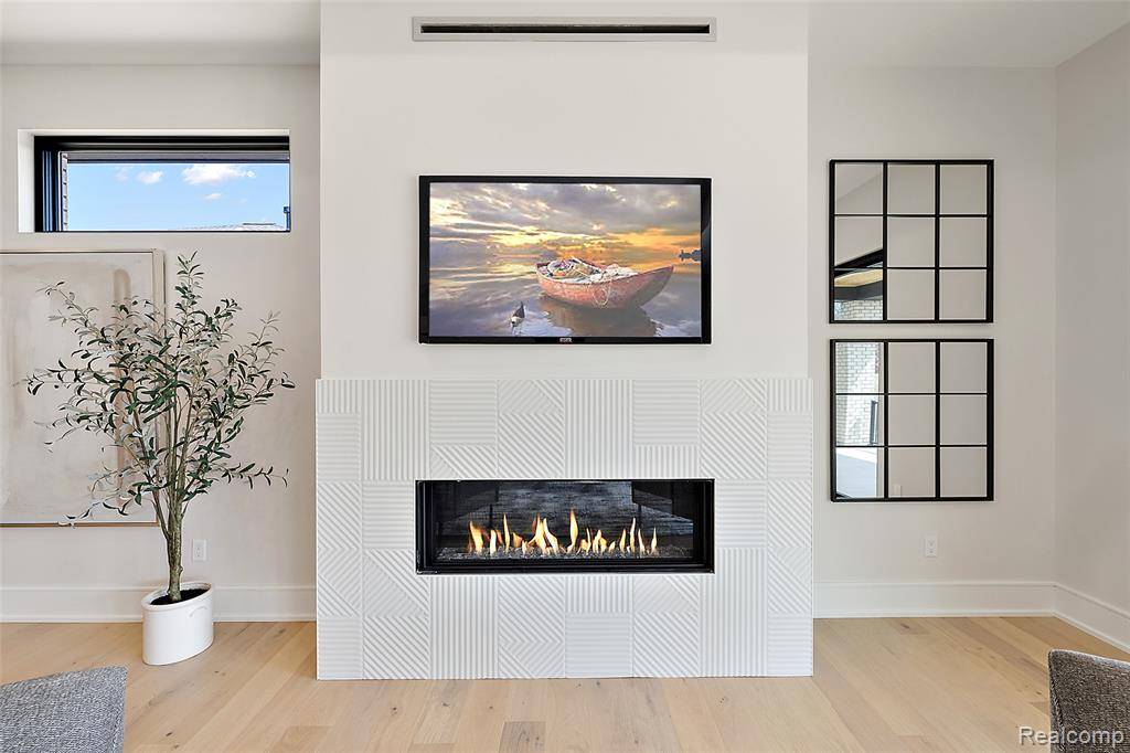 Novi, MI 48374,49588 VILLA Drive