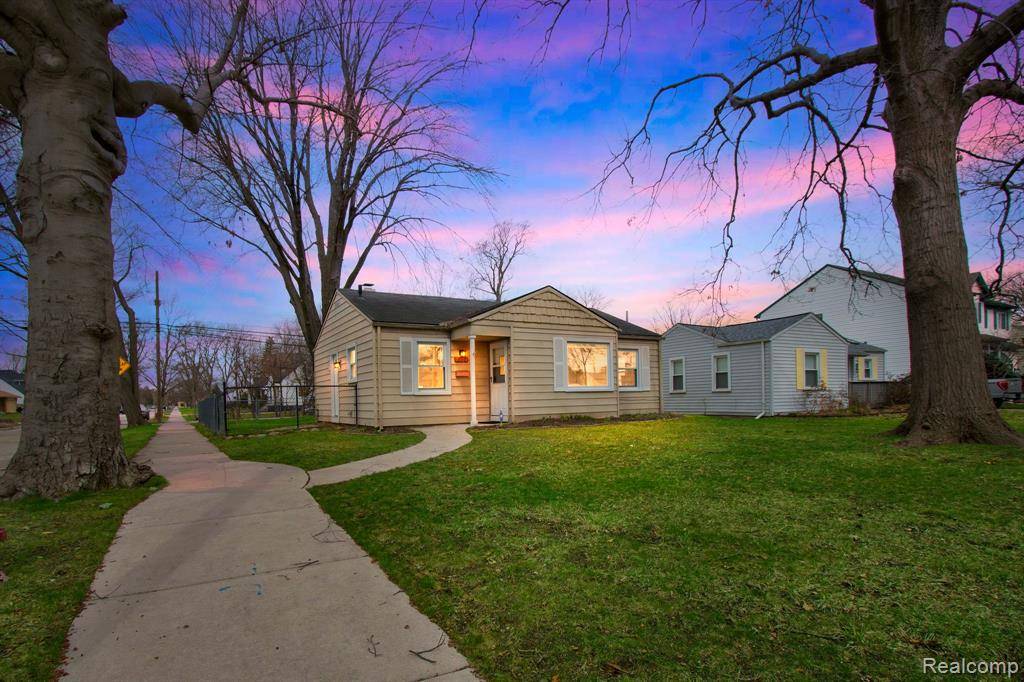 Royal Oak, MI 48073,3324 Normandy Road