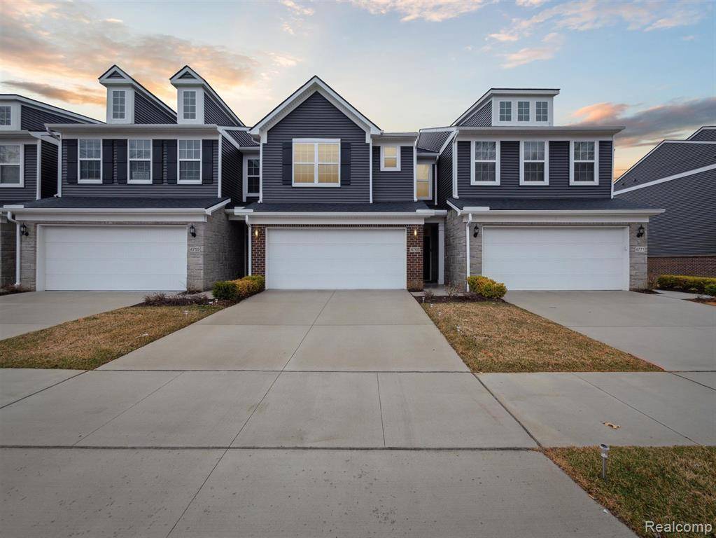 Orion Twp, MI 48359,4765 GLENORA Drive