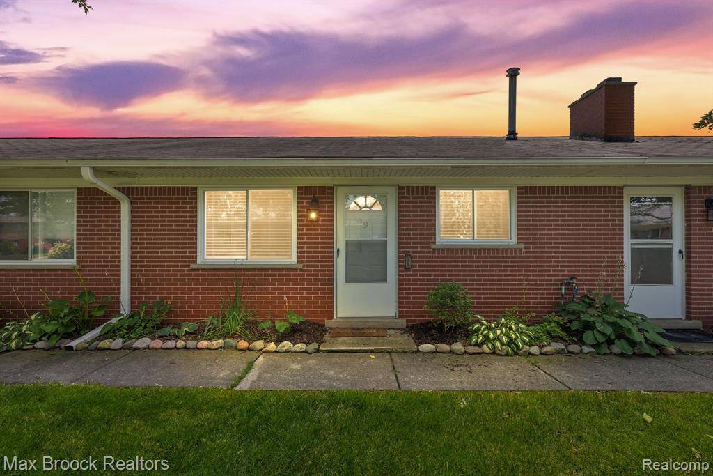 Royal Oak, MI 48073,3905 DEVON Road 4
